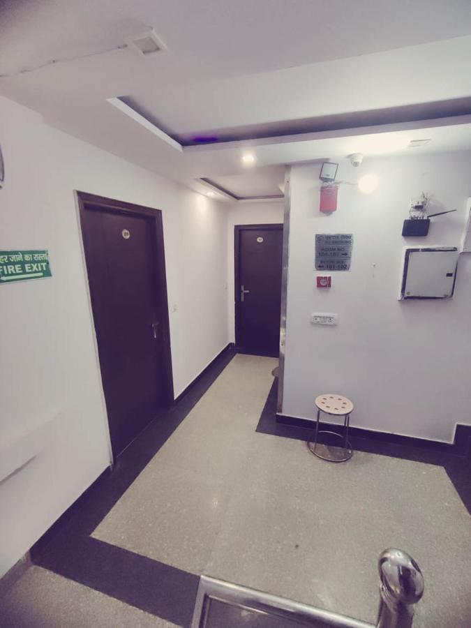 Hotel Saya Deluxe Near New Delhi Railway Station ' ภายนอก รูปภาพ