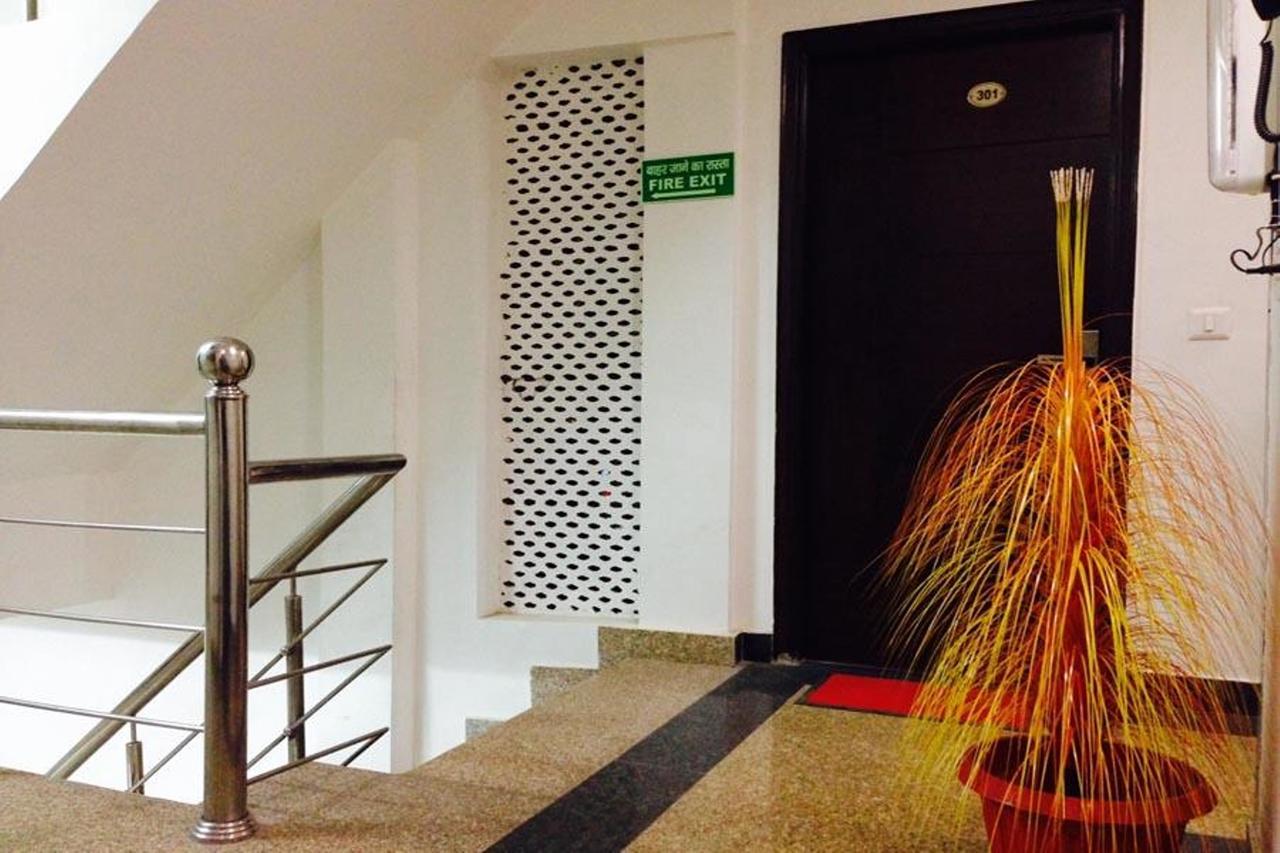 Hotel Saya Deluxe Near New Delhi Railway Station ' ภายนอก รูปภาพ